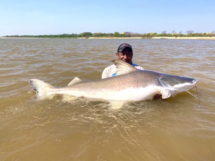 Esportiva pesca no Mato Grosso